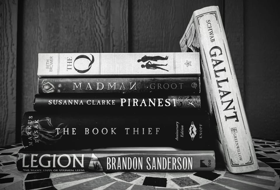 The Gems in the Bookshelves